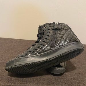 GEOX girls patent leather snickers.